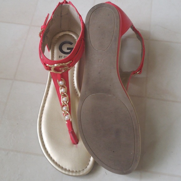 Shoes - Picture 3 of 4